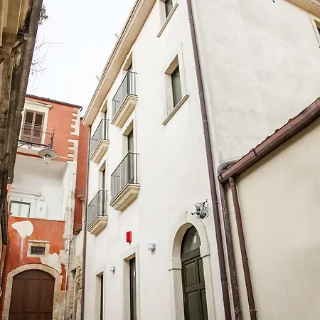 Rta Palazzo Judica Aparthotel *