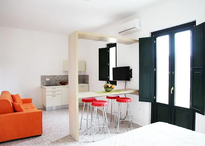 Rta Palazzo Judica بالاتسولو أكريدي