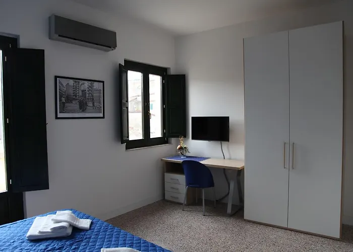 Rta Palazzo Judica 3* بالاتسولو أكريدي